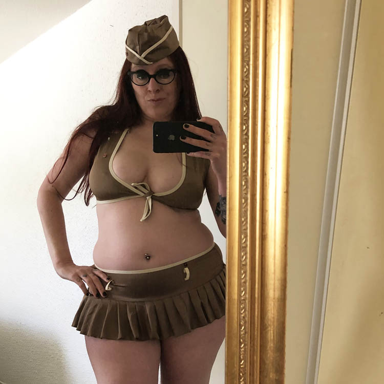 Dit is een afbeelding van soldaten kostuum lingerie review