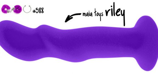 Dit is een afbeelding van maia toys riley dildo review
