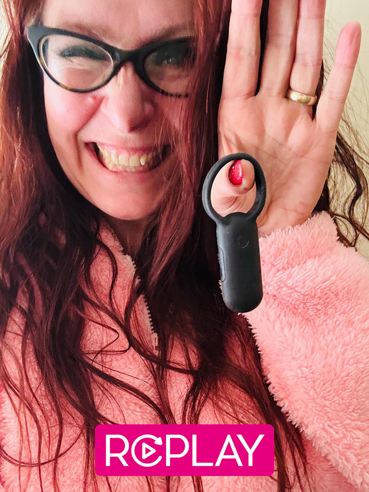 Dit is een afbeelding van replay iroha tenga svr smart vibe cockring